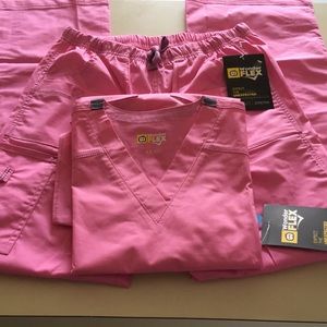 Women’s WonderWink Scrub Set